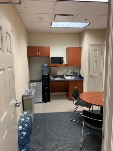 Signature Executive Excellence: 147 2nd Ave S, Saint Petersburg, FL 33701